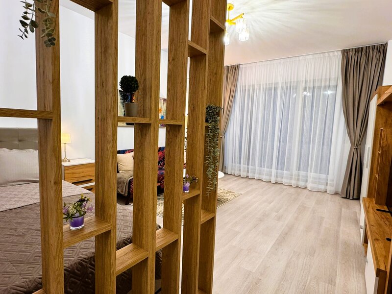13 Septembrie, parc Sebastian, proprietar, garsoniera premium,
